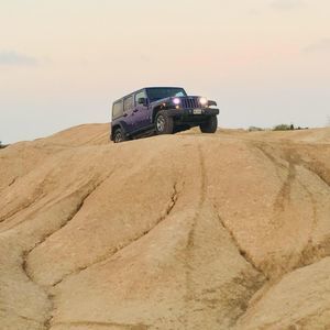 Meet your Posher, Marivel